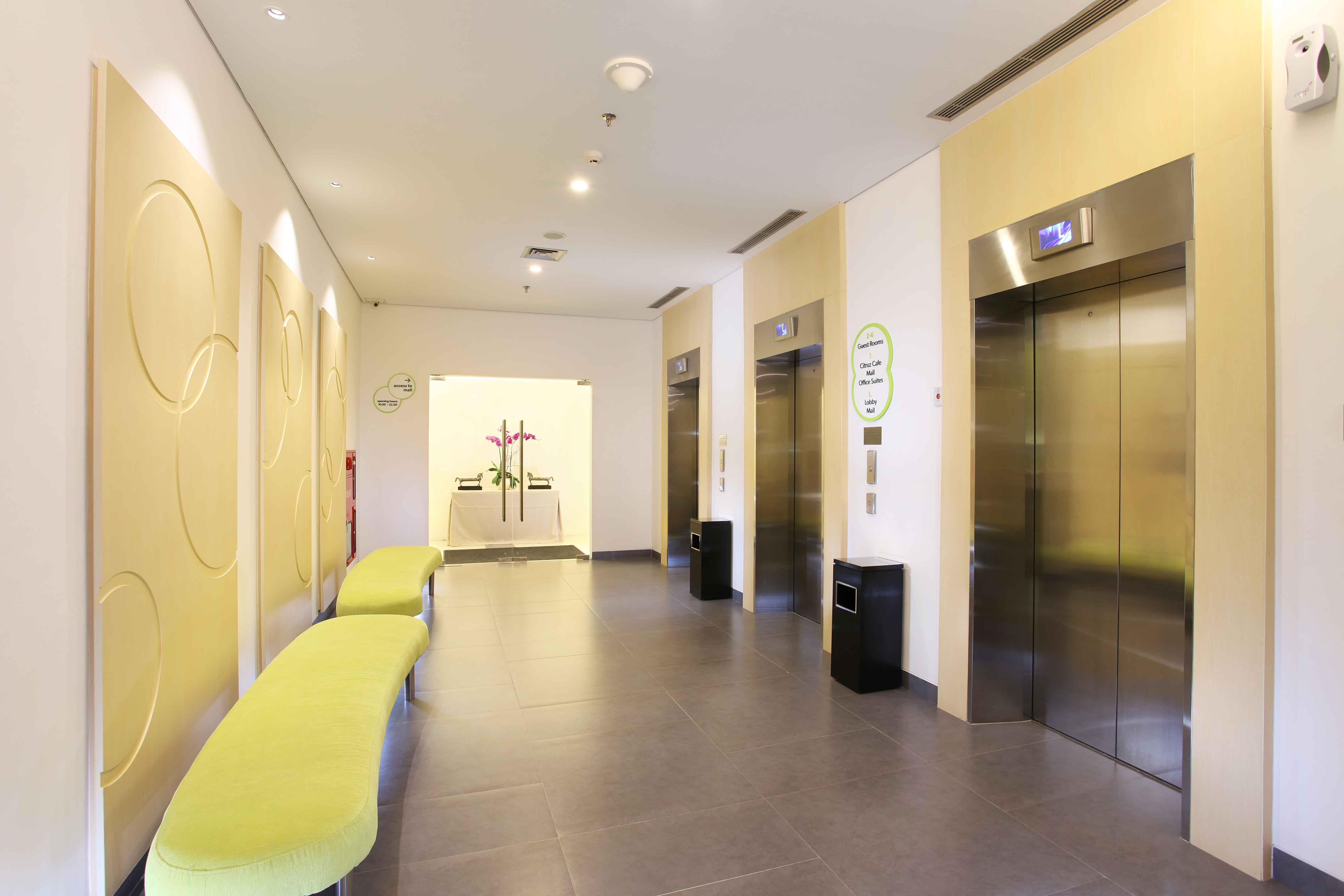 Zest Airport Jakarta By Swiss-Belhotel International Tangerang Esterno foto