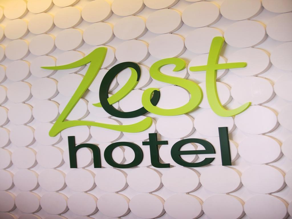 Zest Airport Jakarta By Swiss-Belhotel International Tangerang Esterno foto