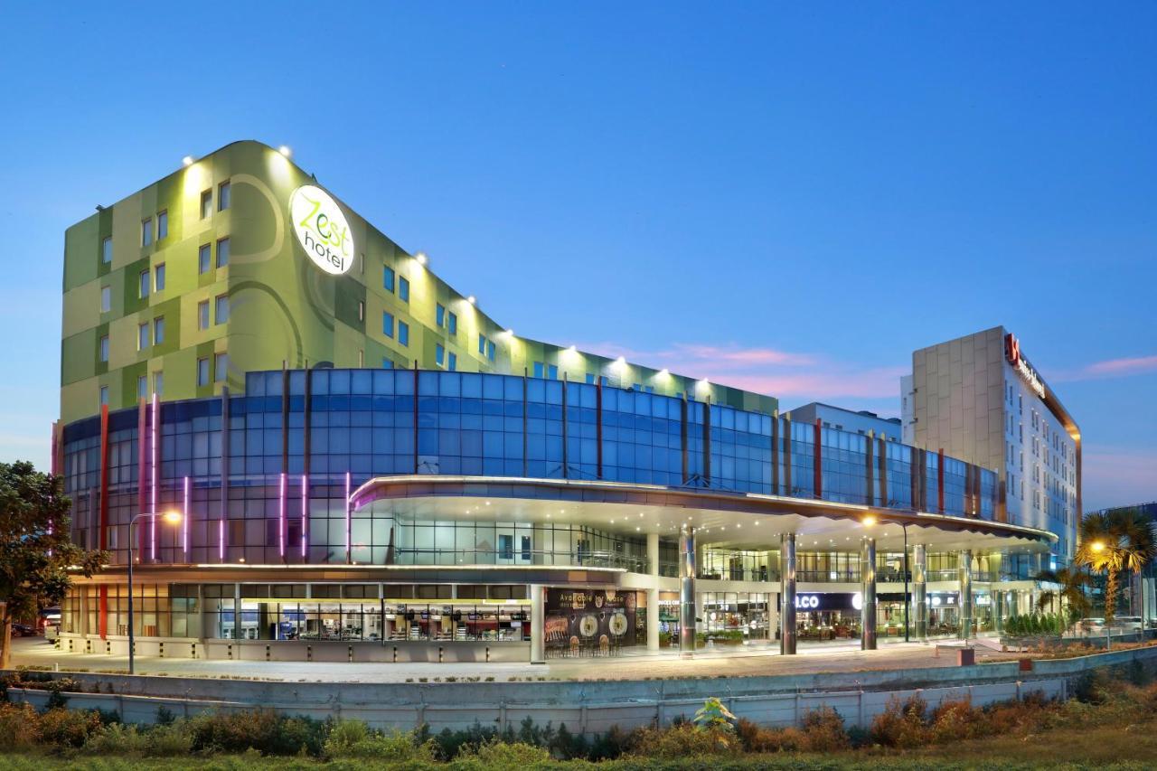 Zest Airport Jakarta By Swiss-Belhotel International Tangerang Esterno foto